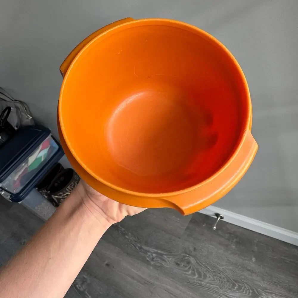Tupperware no lid